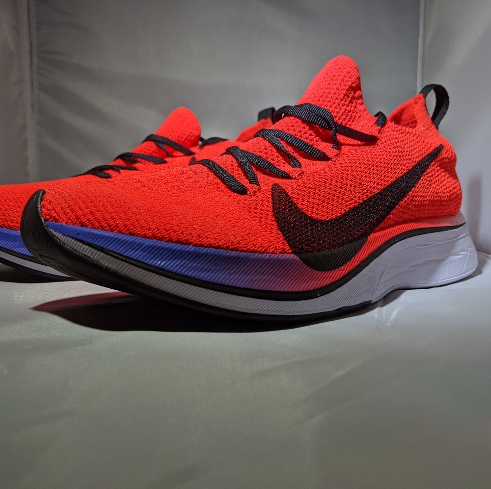Nike Vaporfly 4% Flyknit Competition women's 9